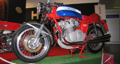 MV7